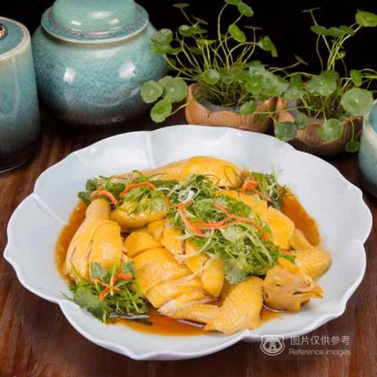 Chicken with Ginger and Shallot in Soy Sauce 霸王雞